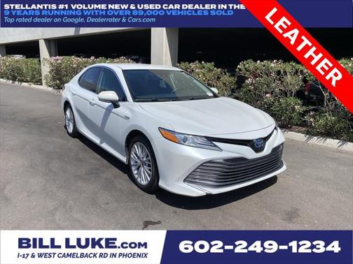 2020 Toyota Camry Hybrid XLE