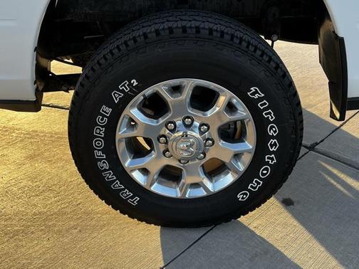 2024 RAM 2500 Laramie Crew Cab 4x4 6'4' Box