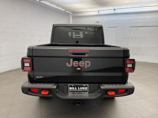 2025 Jeep Gladiator Mojave X