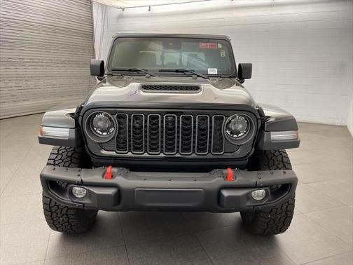 2025 Jeep Gladiator Mojave X