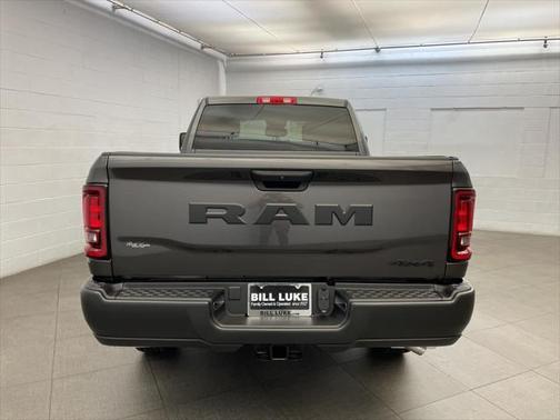 2025 RAM 2500 Tradesman Crew Cab 4x4 6'4' Box