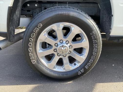 2023 RAM 2500 Laramie Crew Cab 4x4 6'4' Box