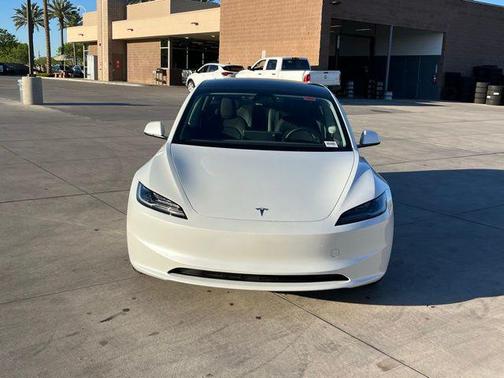 2025 Tesla Model 3 Long Range