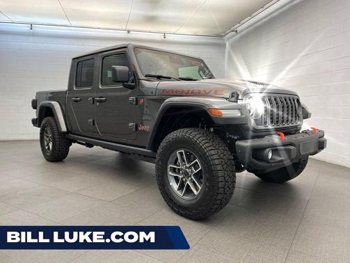 Granite Crystal Metallic Clearcoat 2026 Jeep Gladiator Mojave X 4x4