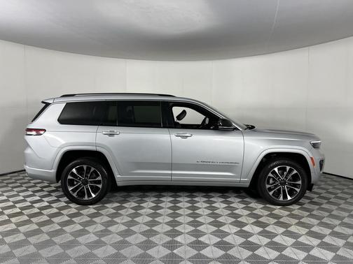2022 Jeep Grand Cherokee L Overland