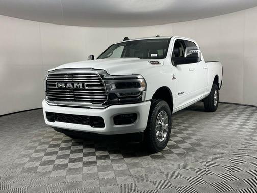 2024 RAM 2500 Laramie Crew Cab 4x4 6'4' Box