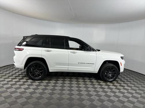 2023 Jeep Grand Cherokee 4xe Summit Reserve