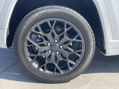 2023 Jeep Grand Cherokee 4xe Summit Reserve