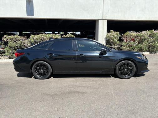 2021 Toyota Avalon XSE