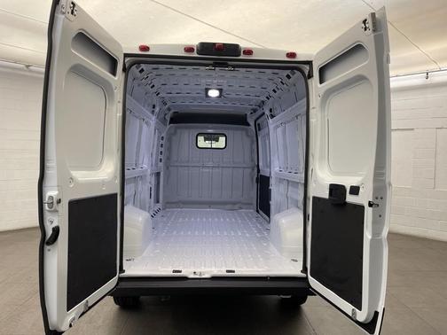 2026 RAM ProMaster 2500 Tradesman
