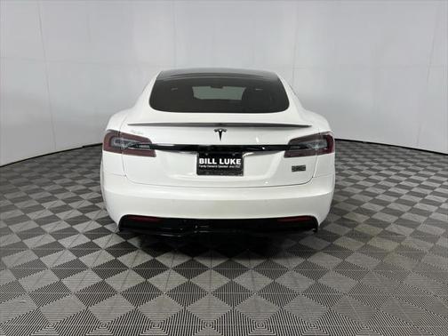 2021 Tesla Model S Plaid