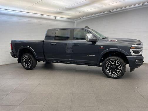 2026 RAM 2500 Longhorn