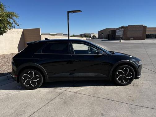 2022 Hyundai IONIQ 5 SE