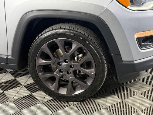 Billet Silver Metallic Clearcoat 2019 Jeep Compass High Altitude