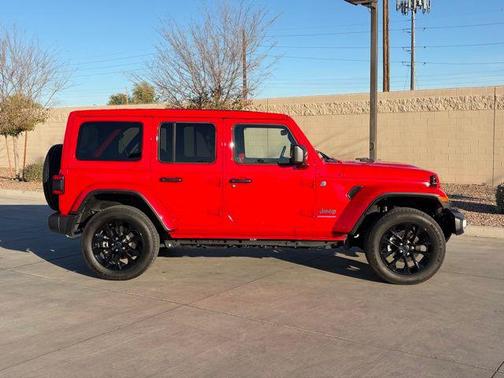 2025 Jeep Wrangler 4xe Sahara