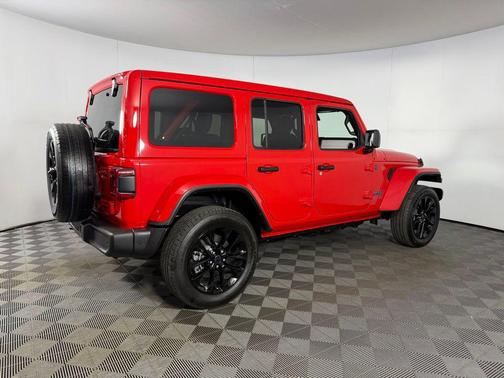 2025 Jeep Wrangler 4xe Sahara