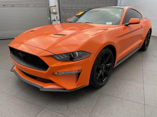 2020 Ford Mustang EcoBoost Premium