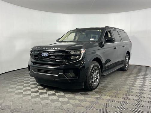 2025 Ford Expedition Max Active 4x4