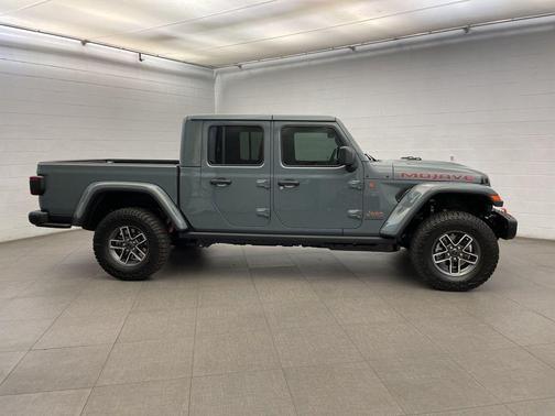 2026 Jeep Gladiator Mojave X 4x4