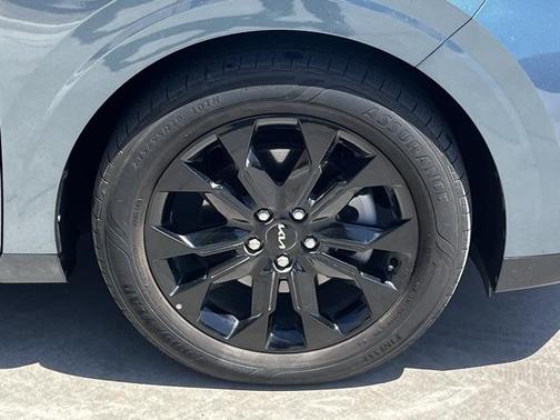 2024 Kia Carnival SX Prestige