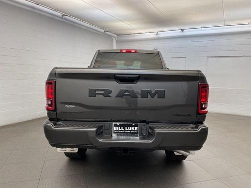 2026 RAM 2500 Big Horn Crew Cab 4x4 6'4' Box