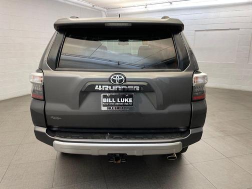 Magnetic Gray Metallic 2019 Toyota 4Runner TRD Off Road Premium