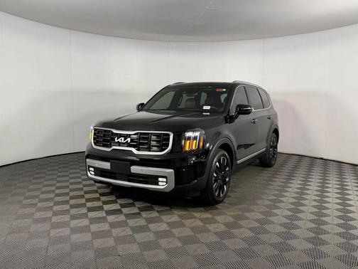 Ebony Black 2024 Kia Telluride SX