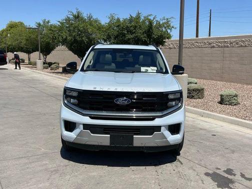 Silver Metallic 2025 Ford Expedition Platinum