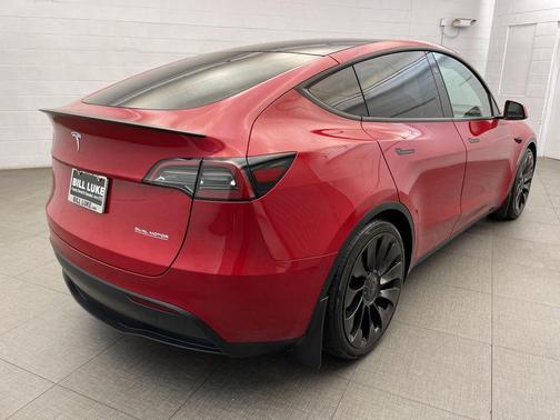 Red Multi-Coat 2023 Tesla Model Y Performance Dual Motor All-Wheel Drive