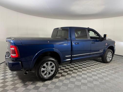 Patriot Blue Pearlcoat 2024 RAM 3500 Limited Crew Cab 4x4 6'4' Box