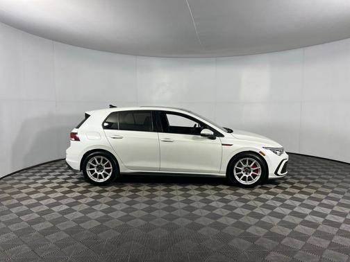 2022 Volkswagen Golf GTI 2.0T S DSG