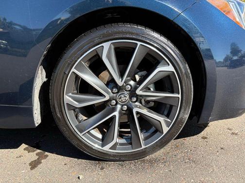 2020 Toyota Corolla XSE