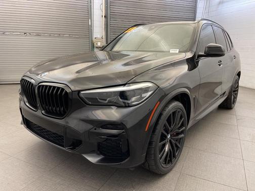 2023 BMW X5 M50i