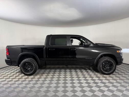 Diamond Black Crystal Pearlcoat 2025 RAM 1500 Rebel