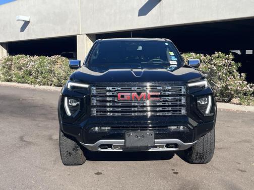 2024 GMC Canyon Denali