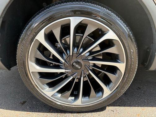 Bronze Smoke Metallic Clearcoat 2022 Lincoln Aviator Reserve AWD
