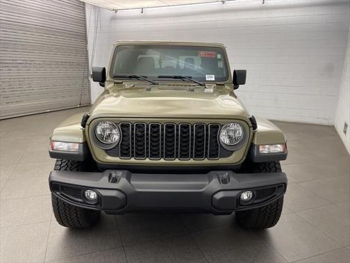 2025 Jeep Gladiator Nighthawk