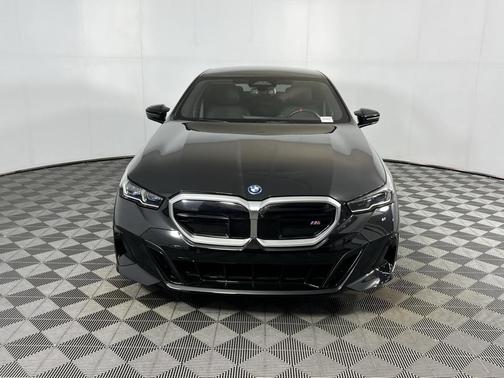 2024 BMW i5 M60