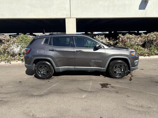 2018 Jeep Compass Sport