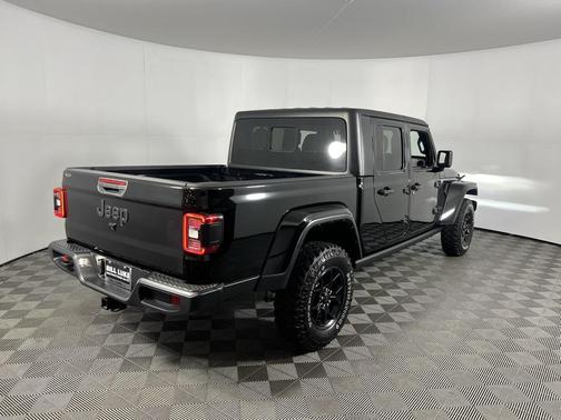 2024 Jeep Gladiator Willys