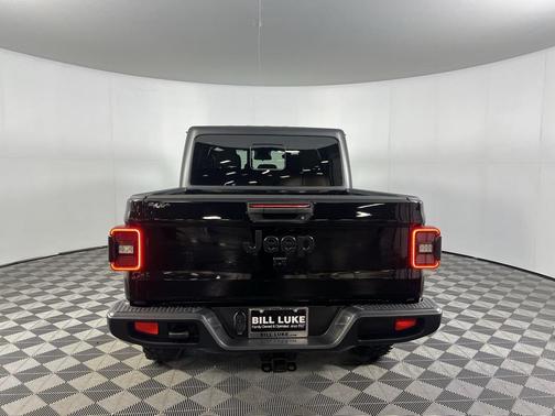 2024 Jeep Gladiator Willys