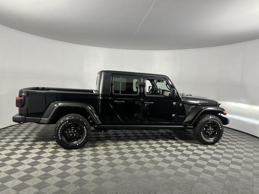 2024 Jeep Gladiator Willys