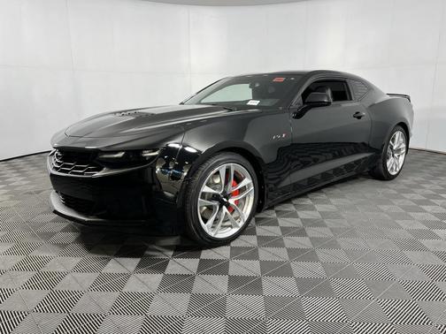 2023 Chevrolet Camaro RWD Coupe LT1