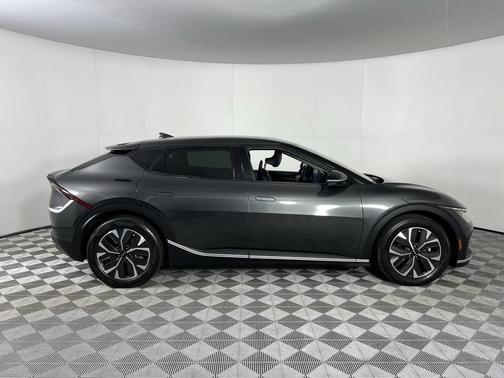 2024 Kia EV6 Light Long Range