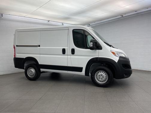 2026 RAM ProMaster 1500 Low Roof