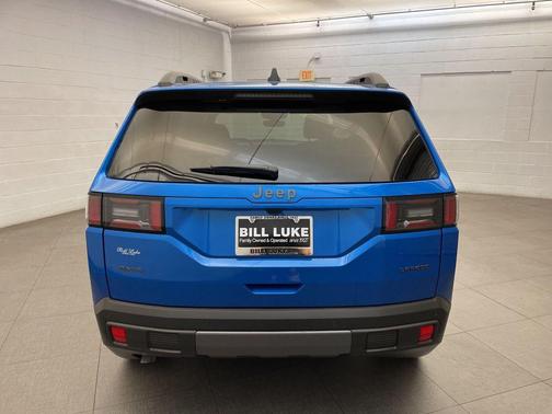 2026 Jeep Cherokee Laredo 4x4