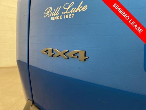 2026 Jeep Cherokee Laredo 4x4