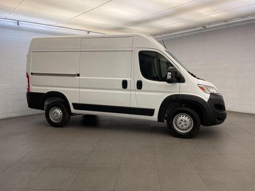 2026 RAM ProMaster 2500 Tradesman