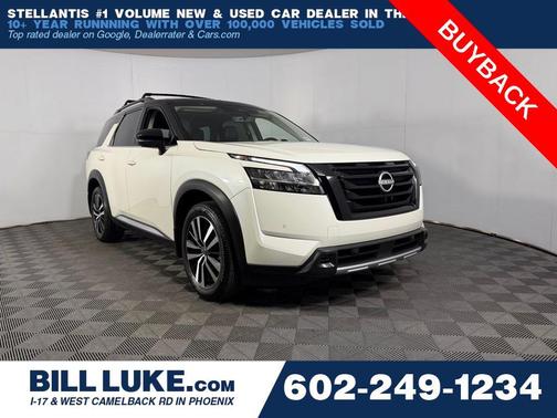 Pearl White Tricoat/Super Black 2024 Nissan Pathfinder Platinum 4WD