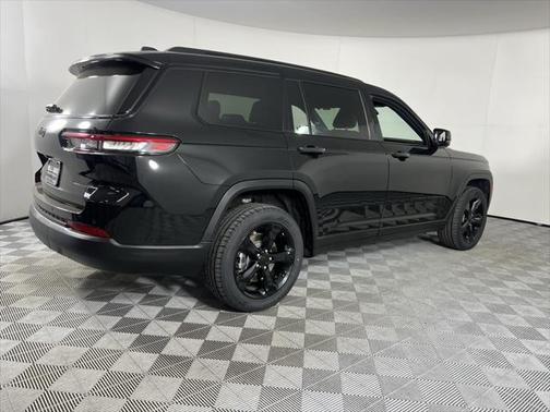 2022 Jeep Grand Cherokee L Altitude